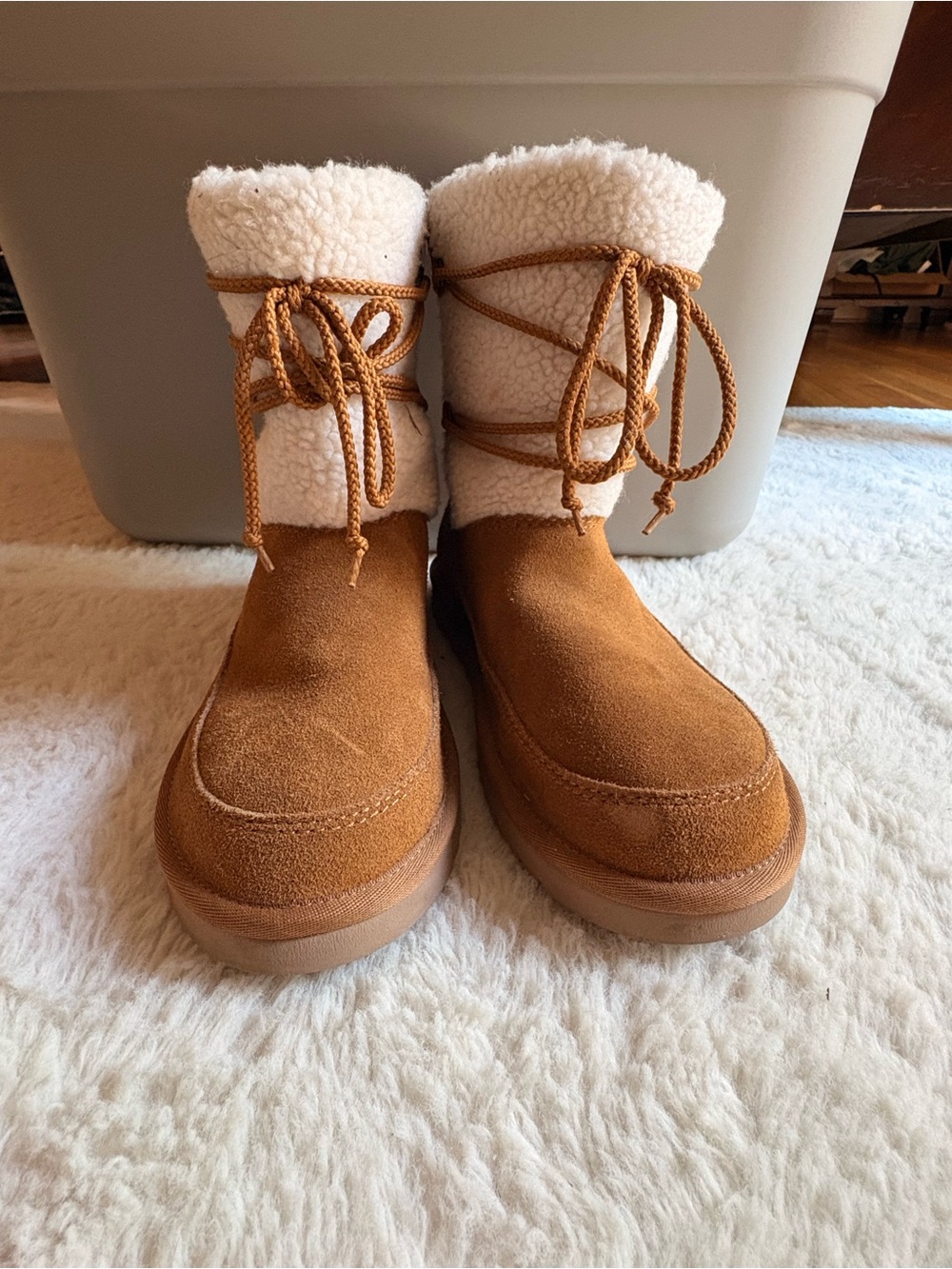 Kookaburra by UGG tan/sherpa boot